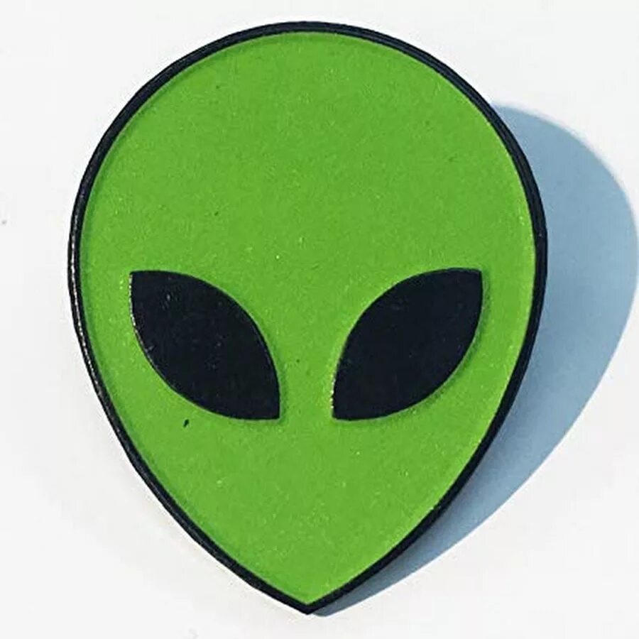 Голова пришельца. Значок инопланетянина. Зеленый значок инопланетянин. Наклейка голова инопланетянина.