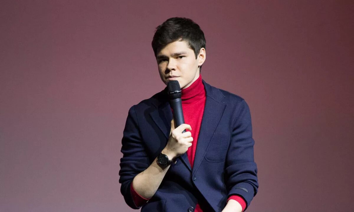 аязов бизнесмен