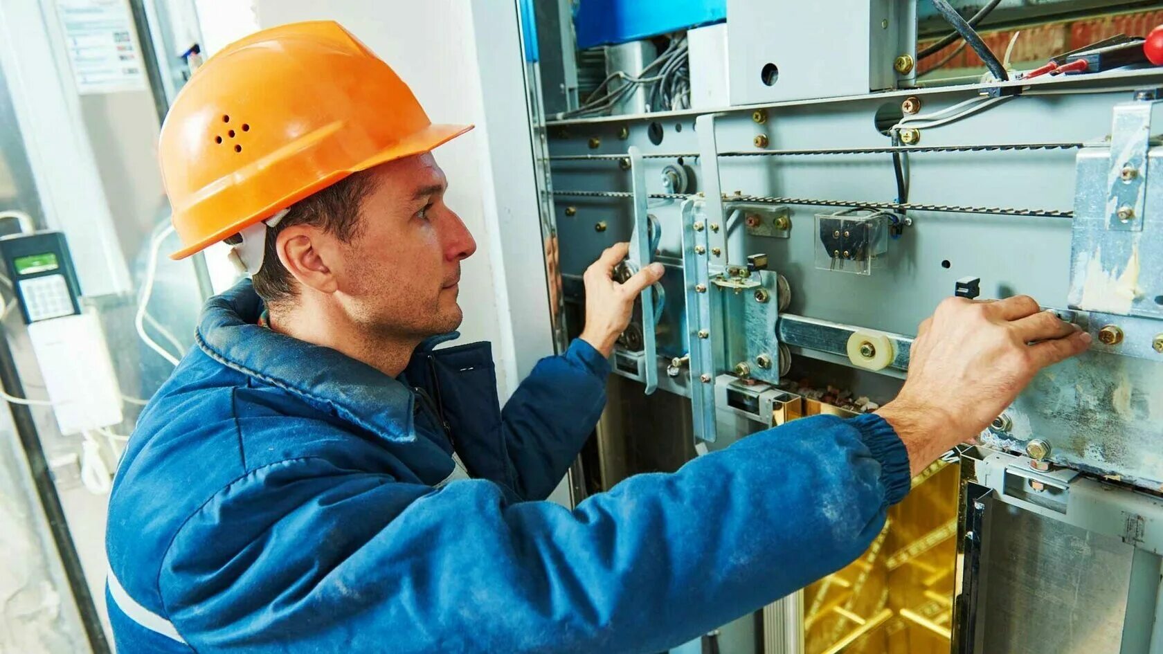 Работа лифтером