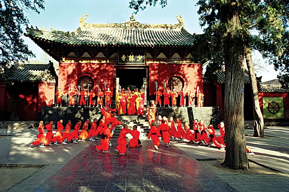Shaolin temple. Буддийский монастырь Шаолинь. Храм Шаолинь Лоян. Шаолинь Хэнань. Храм Шаолинь Хэнань.