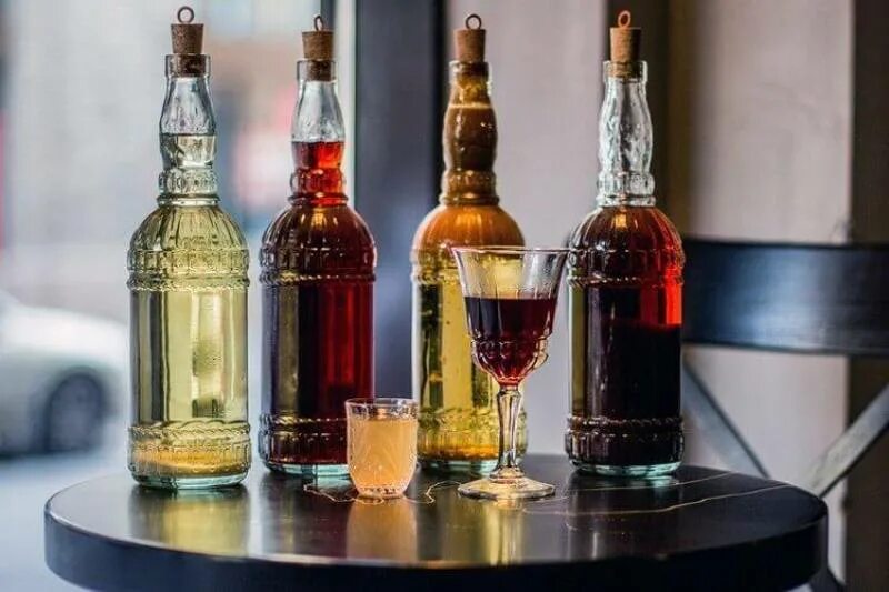 Смягчитель для самогона. Лимонный висельник на самогоне. Настойка на скитлс. Самогон и пепси. Добавки для очищения самогона.