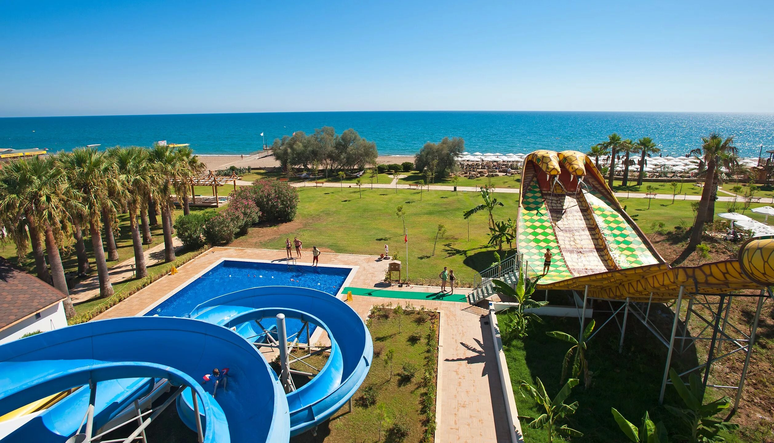 Crystal tat beach resort белек. Отель Crystal tat Beach Golf Resort. Отель Кристалл тат Бич Белек. Кристалл тат Бич гольф Резорт. Crystal tat Beach Golf Resort Spa 5 Турция Белек.