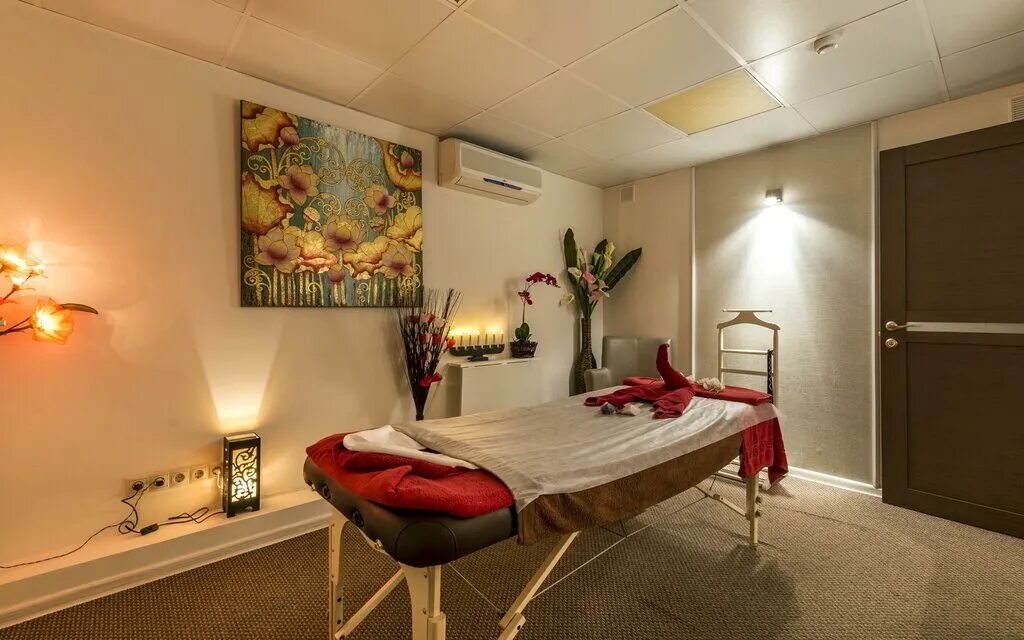 массажная комната. массаж коллонтай 17. ближайший массажный салон. традиционный китайский массаж. ближайший массажный салон.