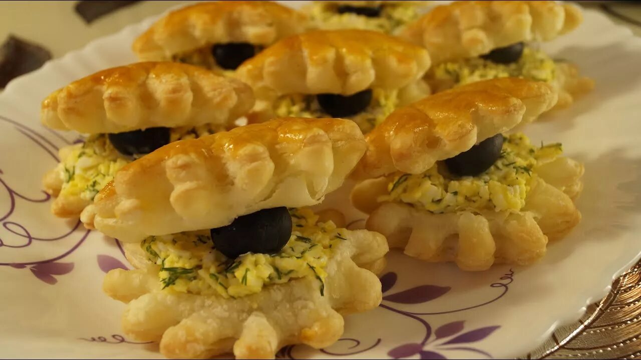Рецепт ракушки из слоеного теста. Рецепт ракушки из слоеного теста. Ракушки из слоеного теста с начинкой. Ракушки из слоеного теста. Ракушки из теста.