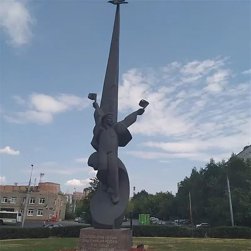 Площадь соловецких. Площадь соловецких юнг москва. памятник соловецким юнгам в москве. памятник соловецким юнгам на площади соловецких юнг. соловецкие юнги памятник москва.