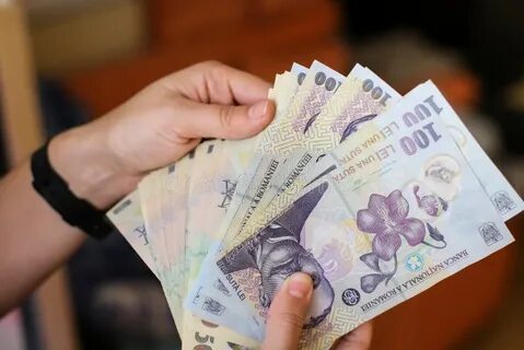 Доллары в леи