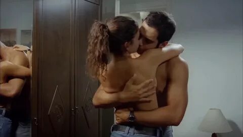 Beren Saat - Gecenin Kanatlari (2009) .