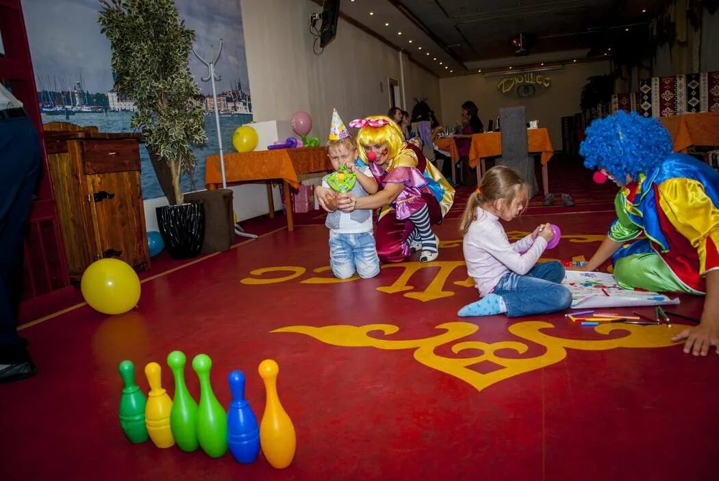 Сценарии для аниматоров. Сценарии для аниматоров. Сценарии для аниматоров. Развлечение день именинника. Сценарии для аниматоров.