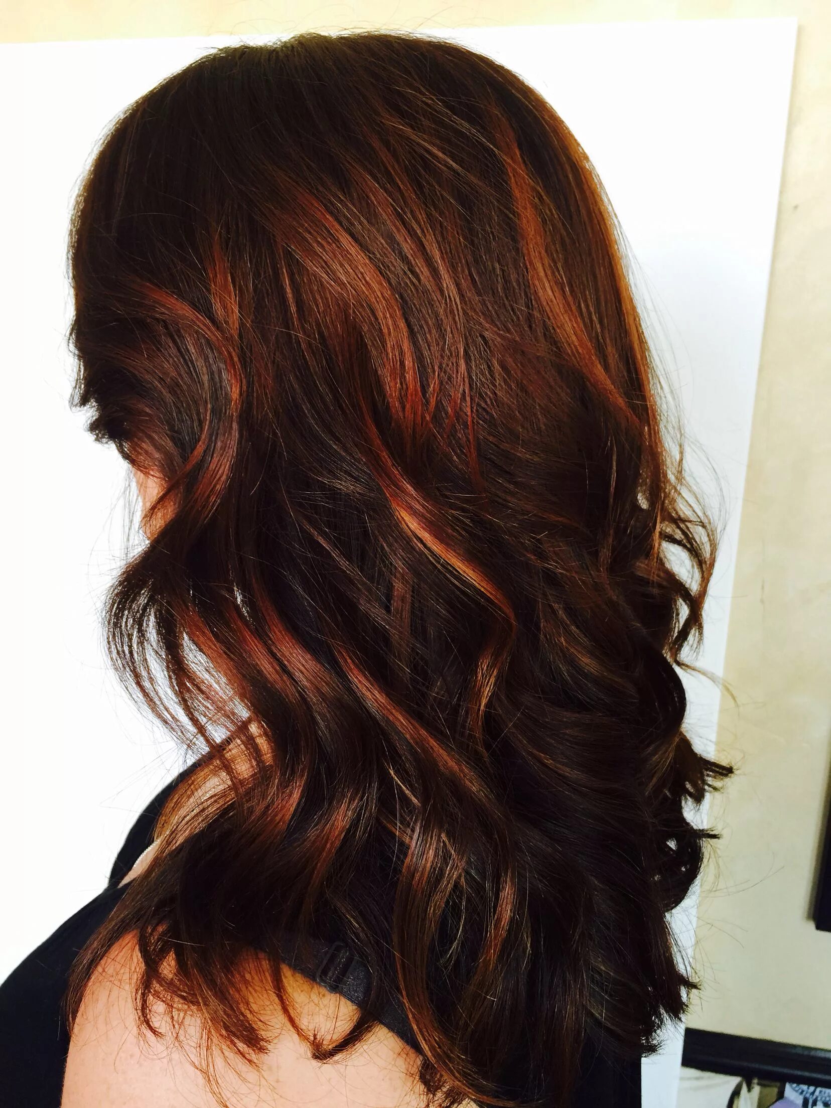 Медный цвет волос на темные волосы фото Auburn Hair Hair color formulas, Hair color auburn, Red brown hair color