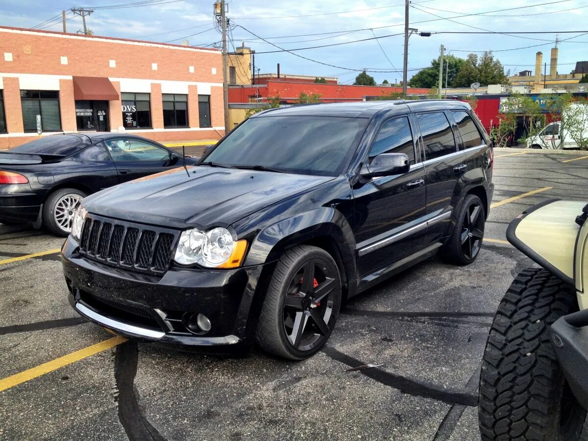 Гранд Чероки srt8. Jeep Grand Cherokee srt8. Джип Гранд Чероки СРТ 8. Jeep Grand Cherokee srt8 Black.