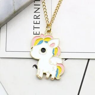Золотой кулон единорог