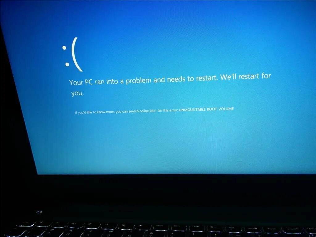 Unmountable Boot Volume синий экран. Unmountable_Boot_Volume синий. Ошибка Unmountable Boot Volume. Unmountable Boot Volume виндовс 8.1.