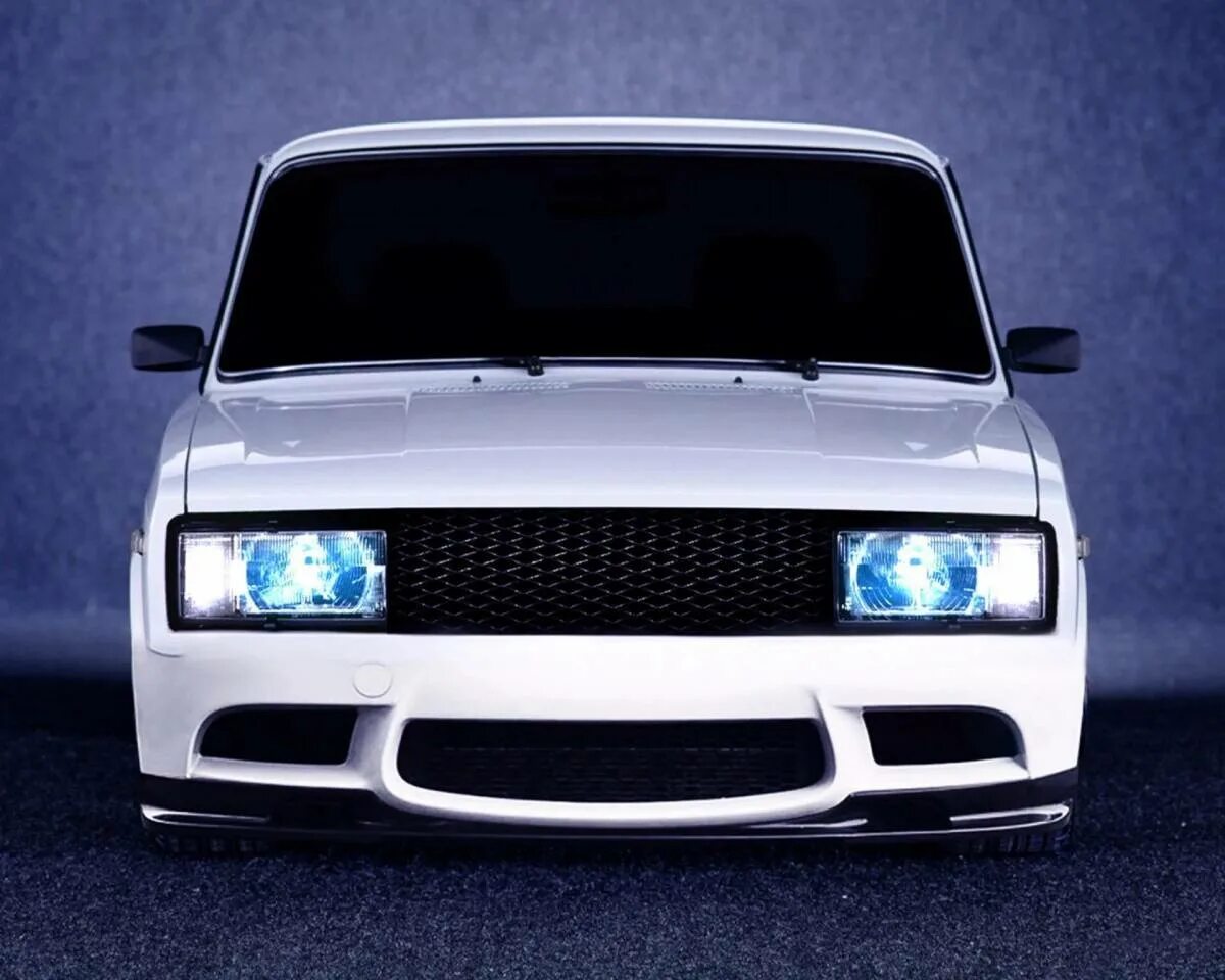 Вазы тюнинг картинки. Ваз 2105 tuning. тюнинговая 2105. ваз 2105 тюнингованная. автоваз 2105 тюнинговый.