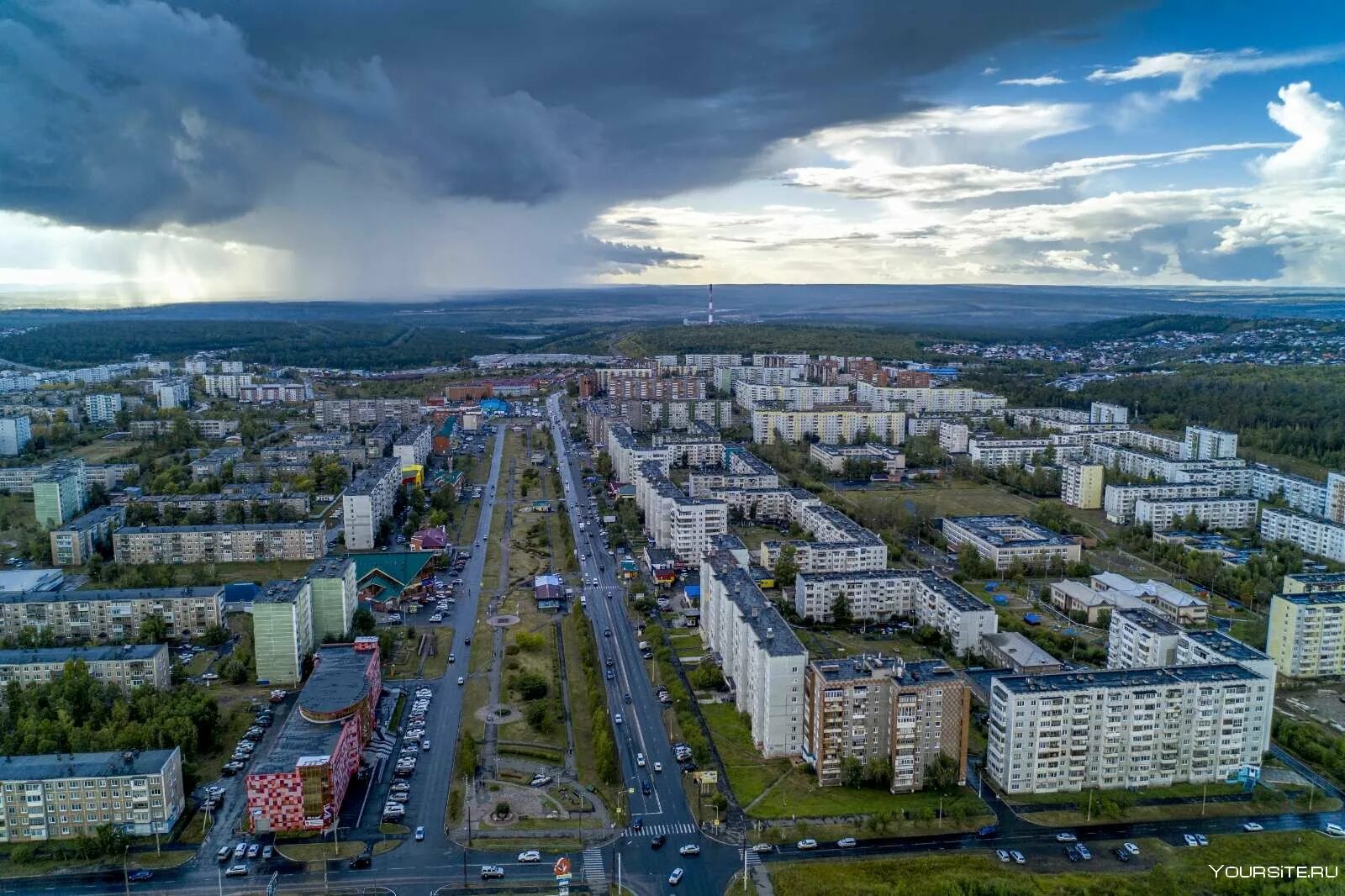 Братск иркутская область поселок. Братск город. Братск Иркутская область. Сибирь город Братск. Братск центр города.