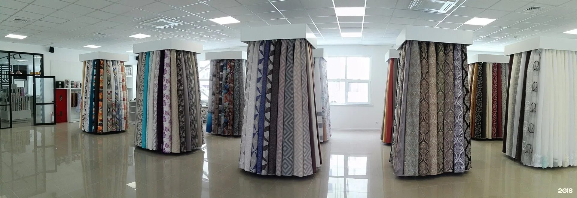 магазин тканей для штор. магазин тканей. склад тканей для штор. теплистан одежды. ткани теплый стан.