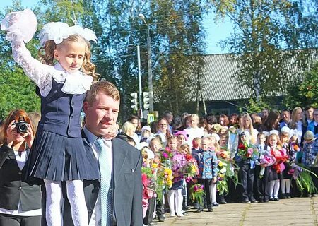 Школьный порог