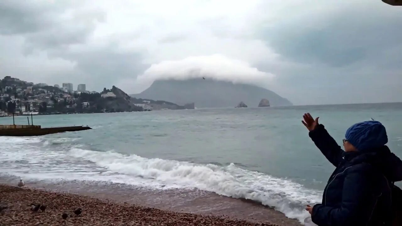 Утонул в гурзуфе. Зима в гурзуфе февраль. зима в крыму гурзуф.