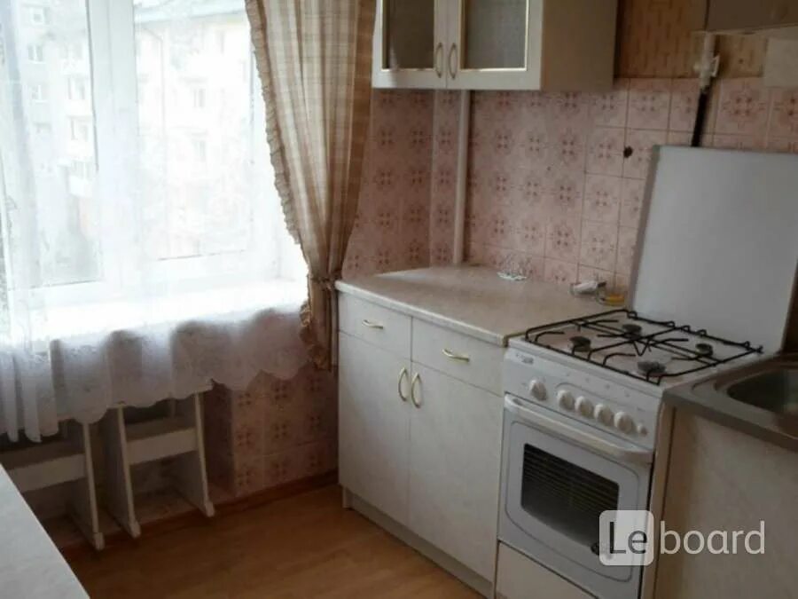 Квартира без ремонта. Квартира в хорошем состоянии. Сдать квартиру старая. Сдам квартиру старая русса от собственника мк городок д 17. Обычный ремонт в квартире.