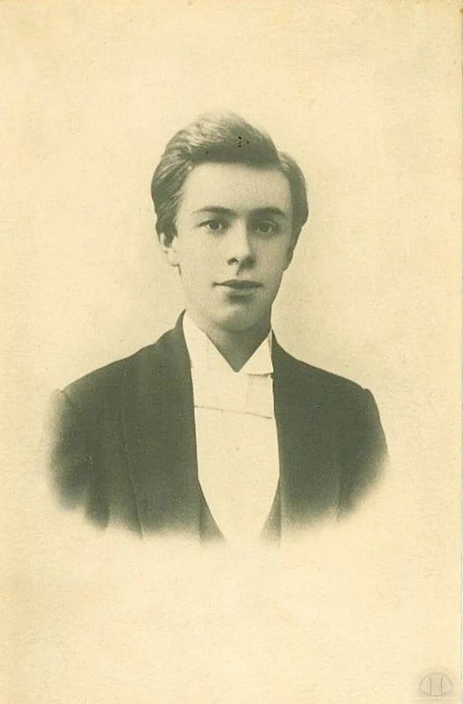 Молодая н ф