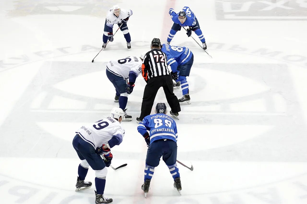 хк динамо алтай барнаул. вхл динамо алтай. динамо юниор. хк динамо алтай барнаул официальный сайт. хк юниор курган.