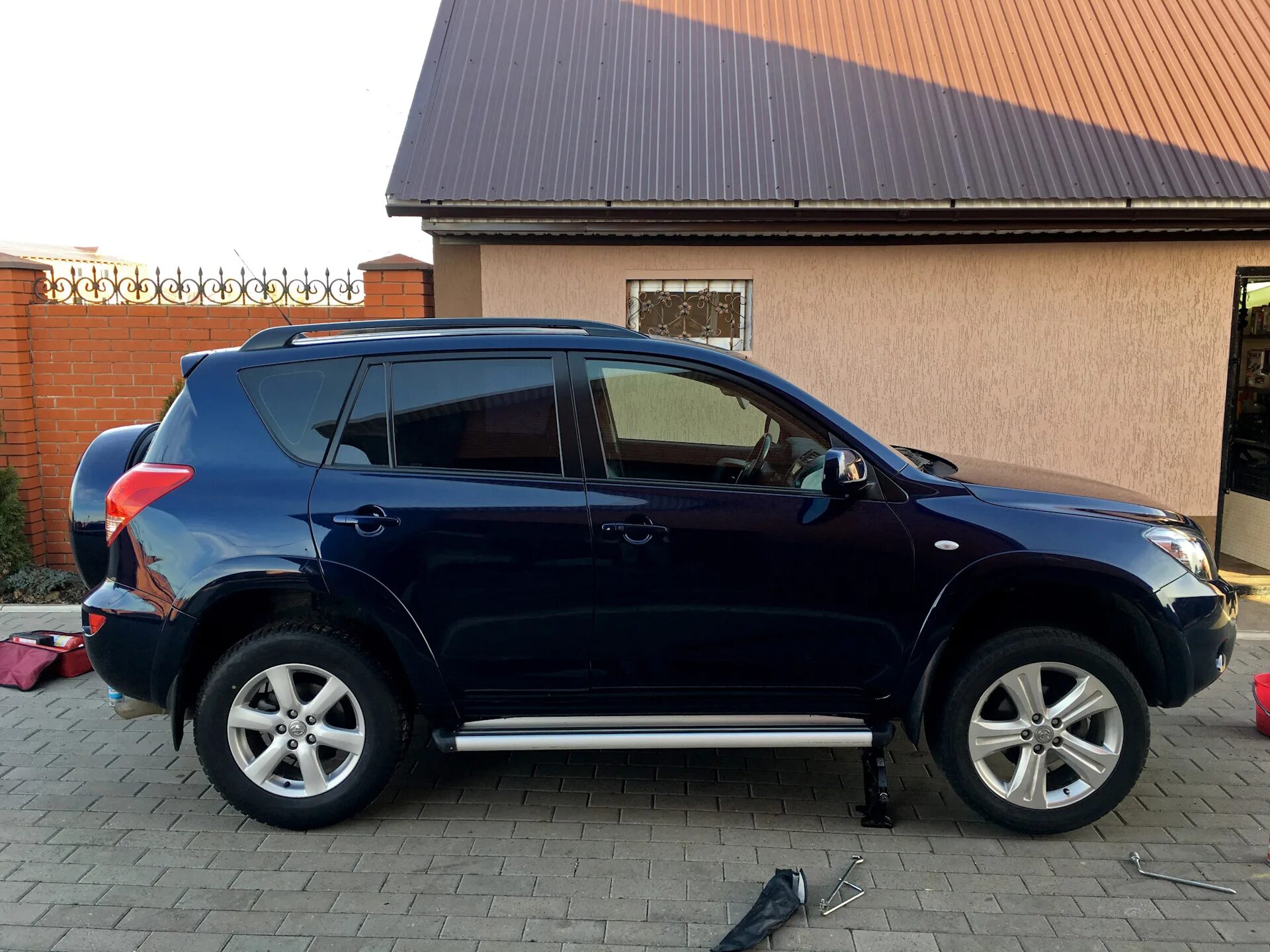 Тойота рав 4 2012. Toyota rav4 2015. Toyota rav4 васильковый. Toyota rav4 2011. Toyota rav4 r19.