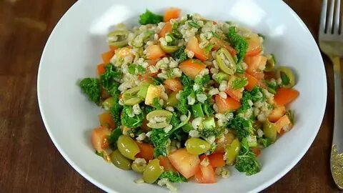 Салат с перловкой