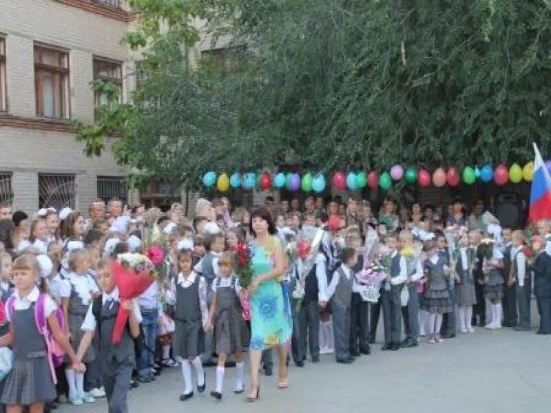 Школа 115 электронный. Левенцовка школа 115. Директор 115 школы в ростове на дону. Школа 115 электронный. Школа 115 электронный.