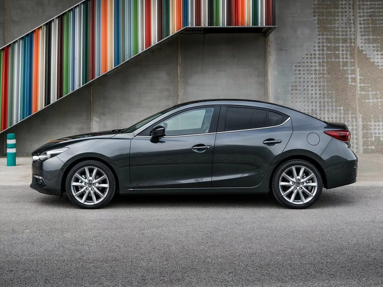 Мазда 3 вм. Мазда 3 БМ седан. Mazda 3 III (BM). Mazda 3 III (BM) Рестайлинг. Mazda 3 2016 седан.