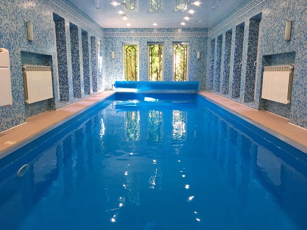 Бассейн сдюсшор ушинского. Модель в бассейне. Бассейн д. 3ds max модель бассейнов. Тех бокс из полипропилена для бассейна.