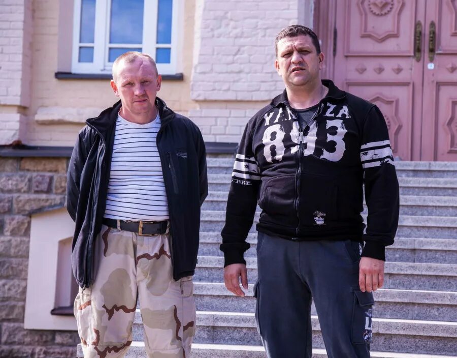 Олегом плотниковым плотником