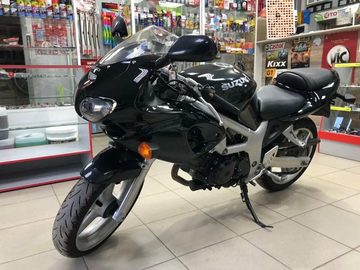 Купить мотоцикл в красноярске б у. Suzuki SV 400 1998. Suzuki sv400 чёрный цвет. Мотоциклы Красноярск. Мототехника в Красноярске.