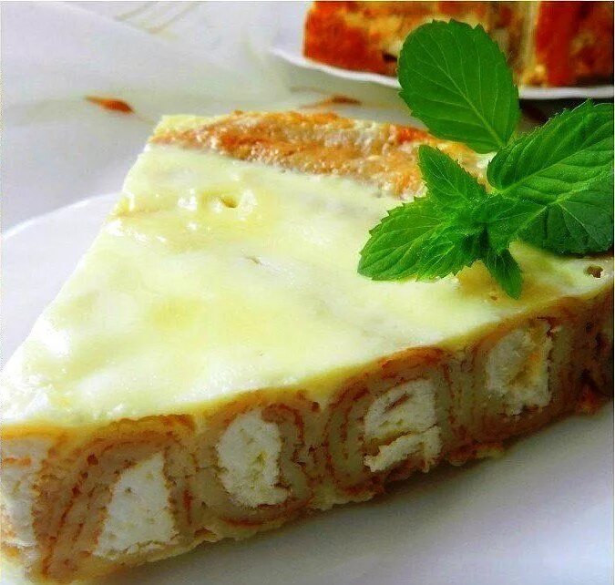 Заливной творожный пирог. Заливной пирог с творогом и ягодами. Пышный творожный пирог в духовке. Песочный пирог сметанник с ягодами. Твороженный пирог с вишней.