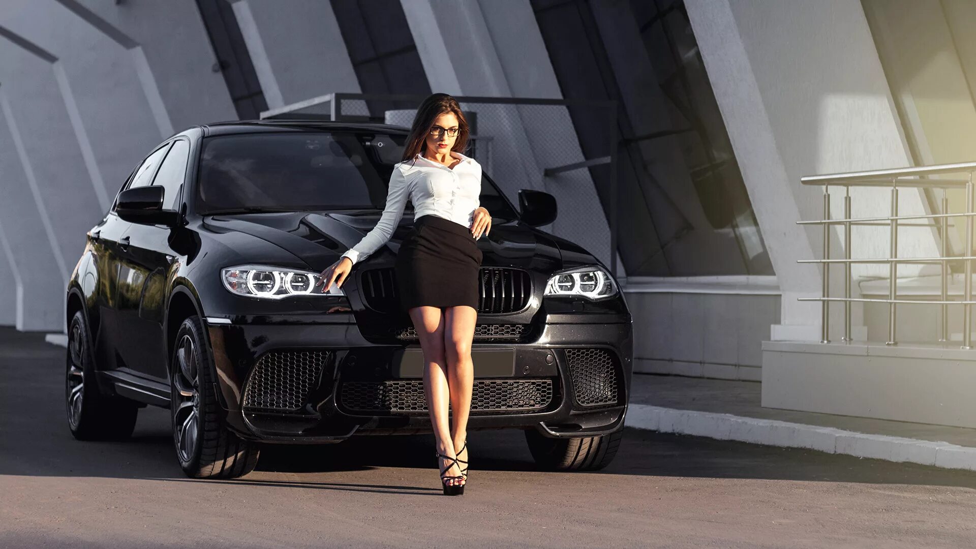 БМВ х5 и БМВ 5. BMW x6 и девушка. Хочу бэху песня