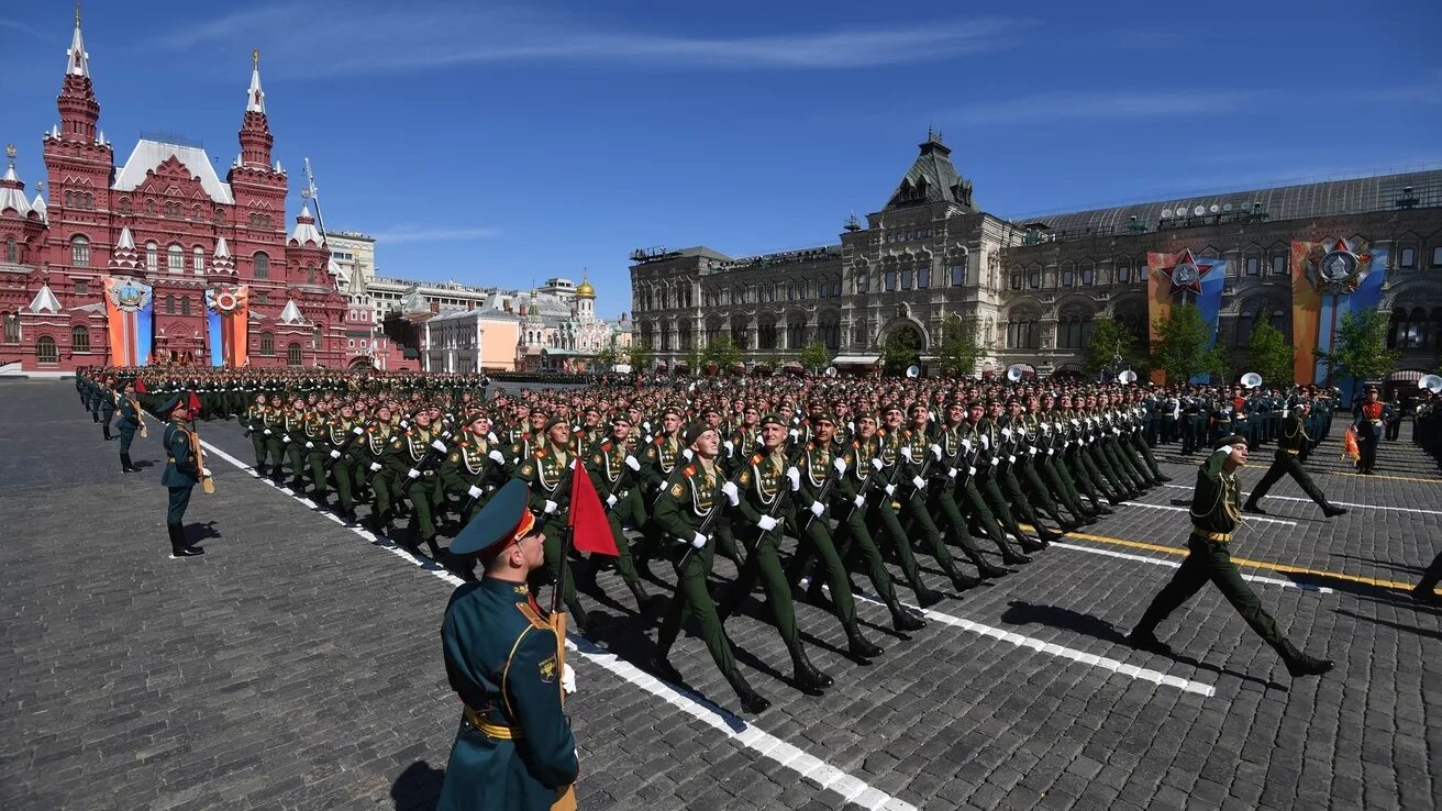 парад победы ссср 1945. парад победы 1945г на красной площади. парад 9 мая 1945 года на красной площади. парад на красной площади в 1945 году в москве. 9 мая, 1945 год.