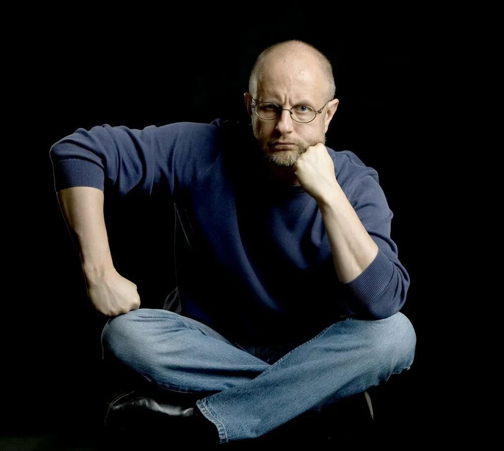 гоблин блоггер дмитрий пучков. гоблин пучков игры. перевод гоблина дмитрия пучкова. бесславные ублюдки гоблин. дмитрий юрьевич пучков.