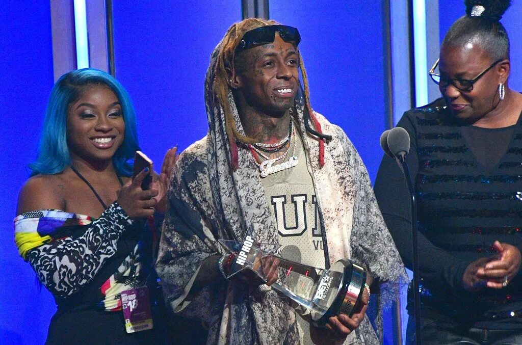 Hop awards. Да бейби репер. Billboard r&b/hip-hop awards. Hop awards. Hip hop артисты.
