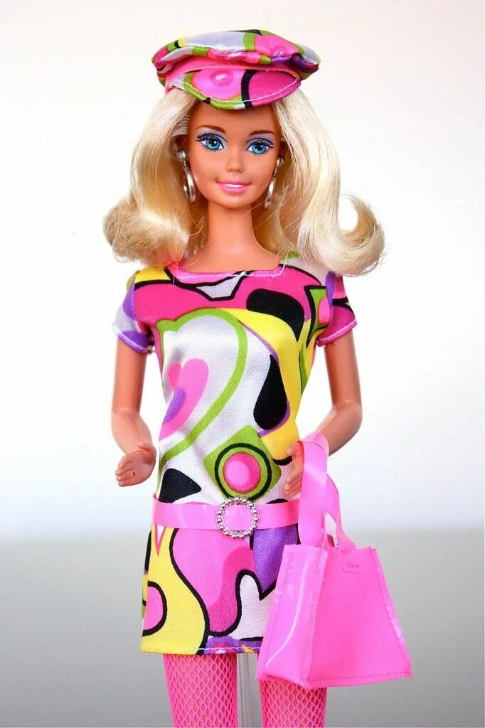 Барби сэм. Sixties fun barbie, 1997. барби sixties fun. куклы барби шестидесятых оригинал. кукла барби и сэм.