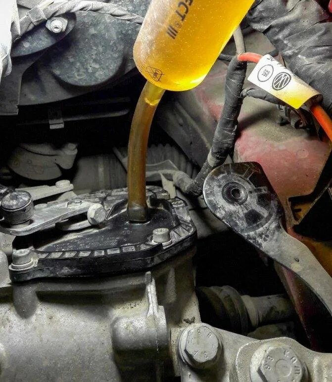 Как заливается масло в коробку. Сапун акпп skoda dsg. заливка масла в дсг 6. как залить масло в коробку дсг 6. залить масло в коробку дсг 7.