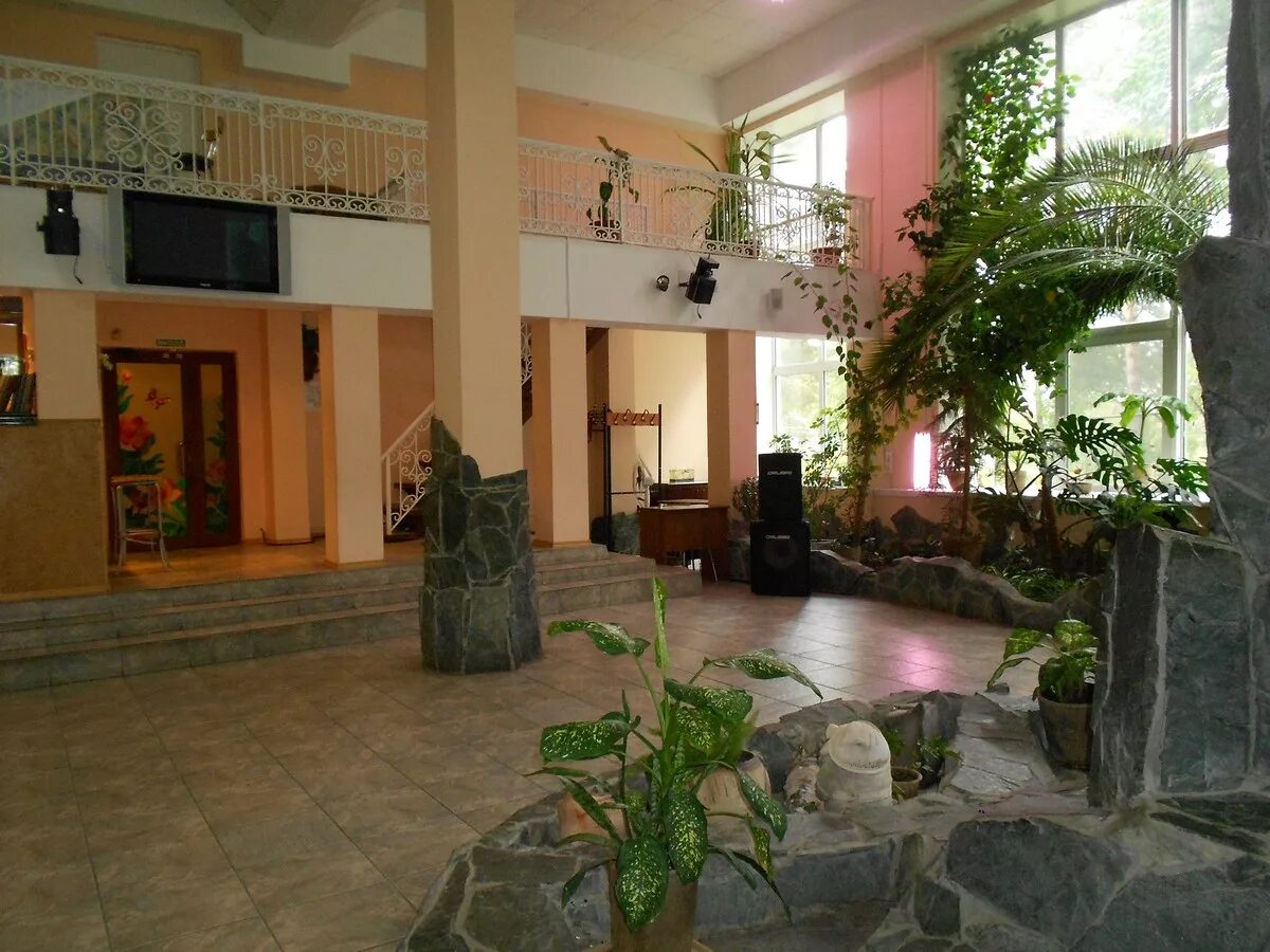 Пансионат лесная сказка новосибирск. Мышкин санаторий лесная сказка. Новороссийск широкая балка лесная гавань. Крым николаевка сказка пансионат для пожилых людей. Пансионат лесная сказка новороссийск.