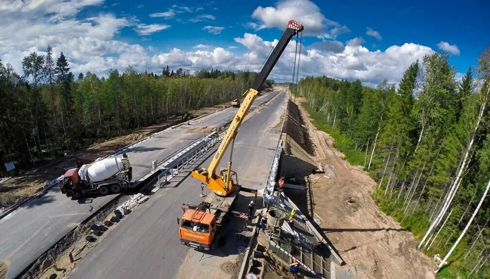 Трасса м11. Стройка дороги. Строительство дорог. Строительство автомобильных дорог.