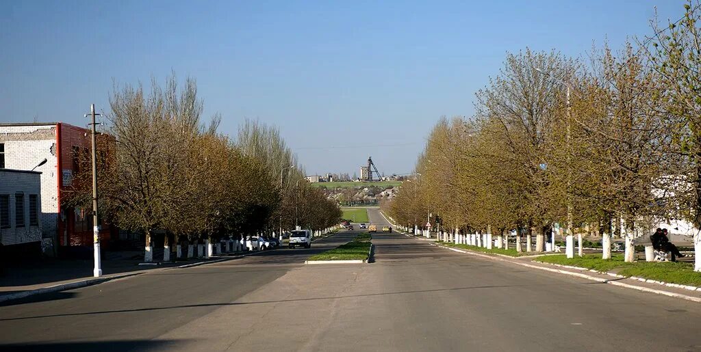 Марьинка улица октябрьская. Марьинка донецкой обл. Марьинка до войны 2014. Город марьинка украина. Марьинка донецкая до войны.