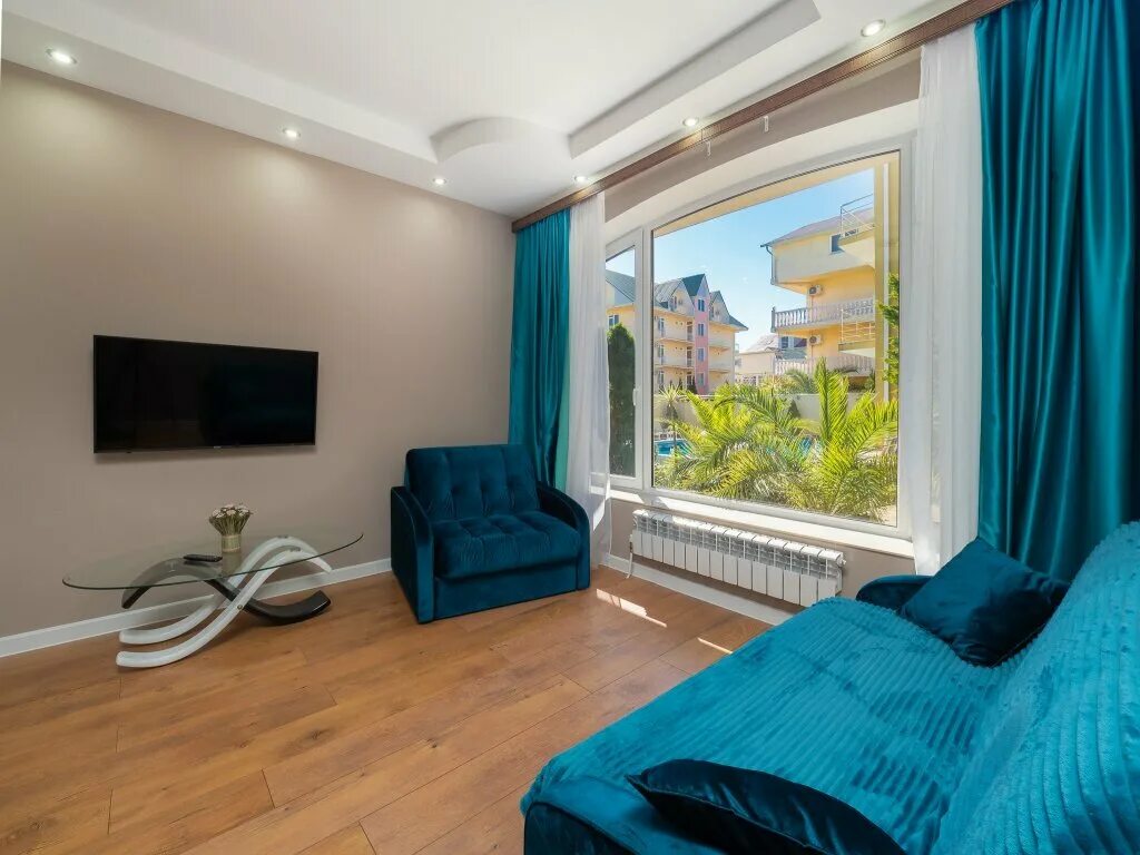 Сириус жилье у моря. Сириус жилье у моря. Сириус нагорный тупик 13. Экскурсии адлер 2023. Отели в адлере 2023.