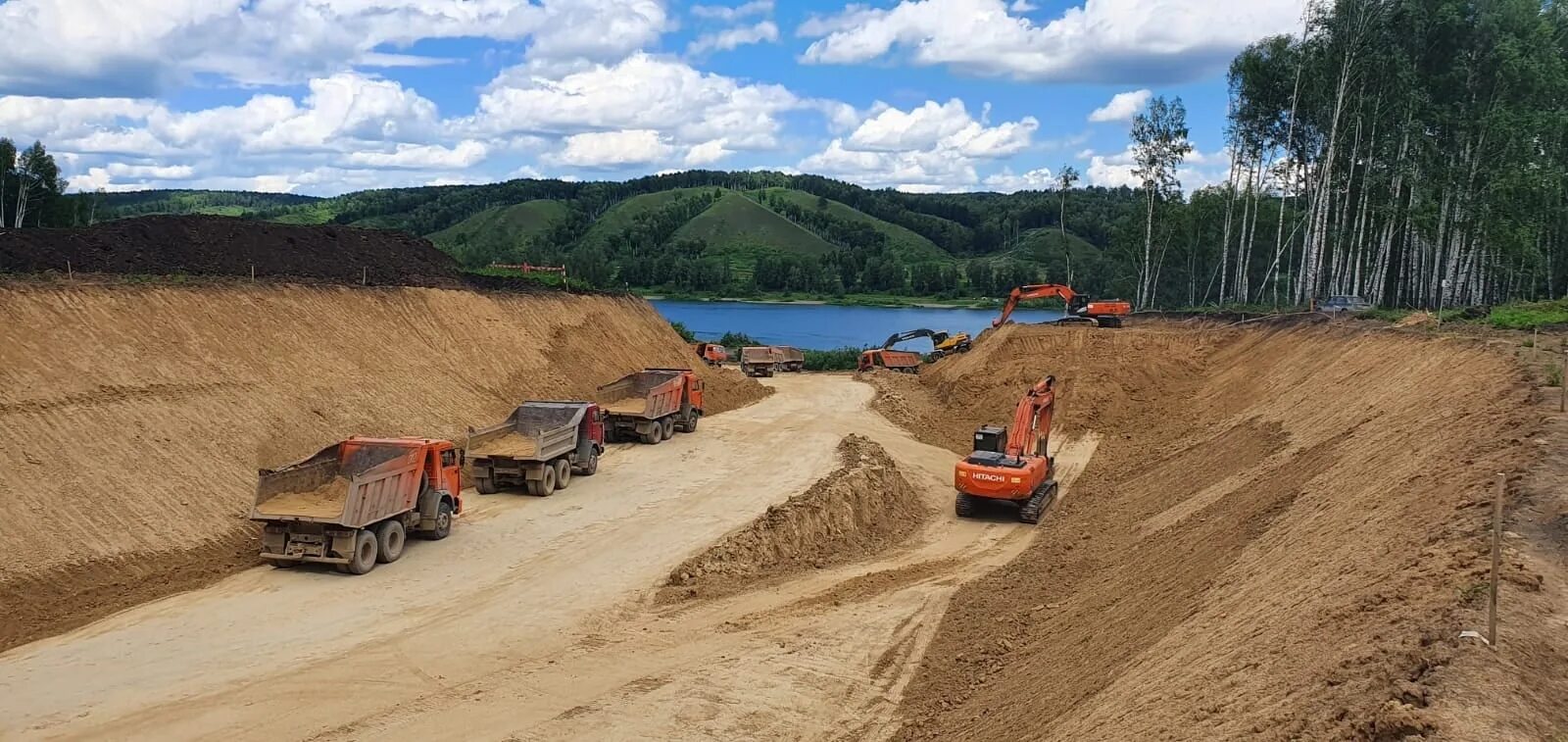 Трассу Новокузнецк - Кемерово накрыла метель 8 ноября
