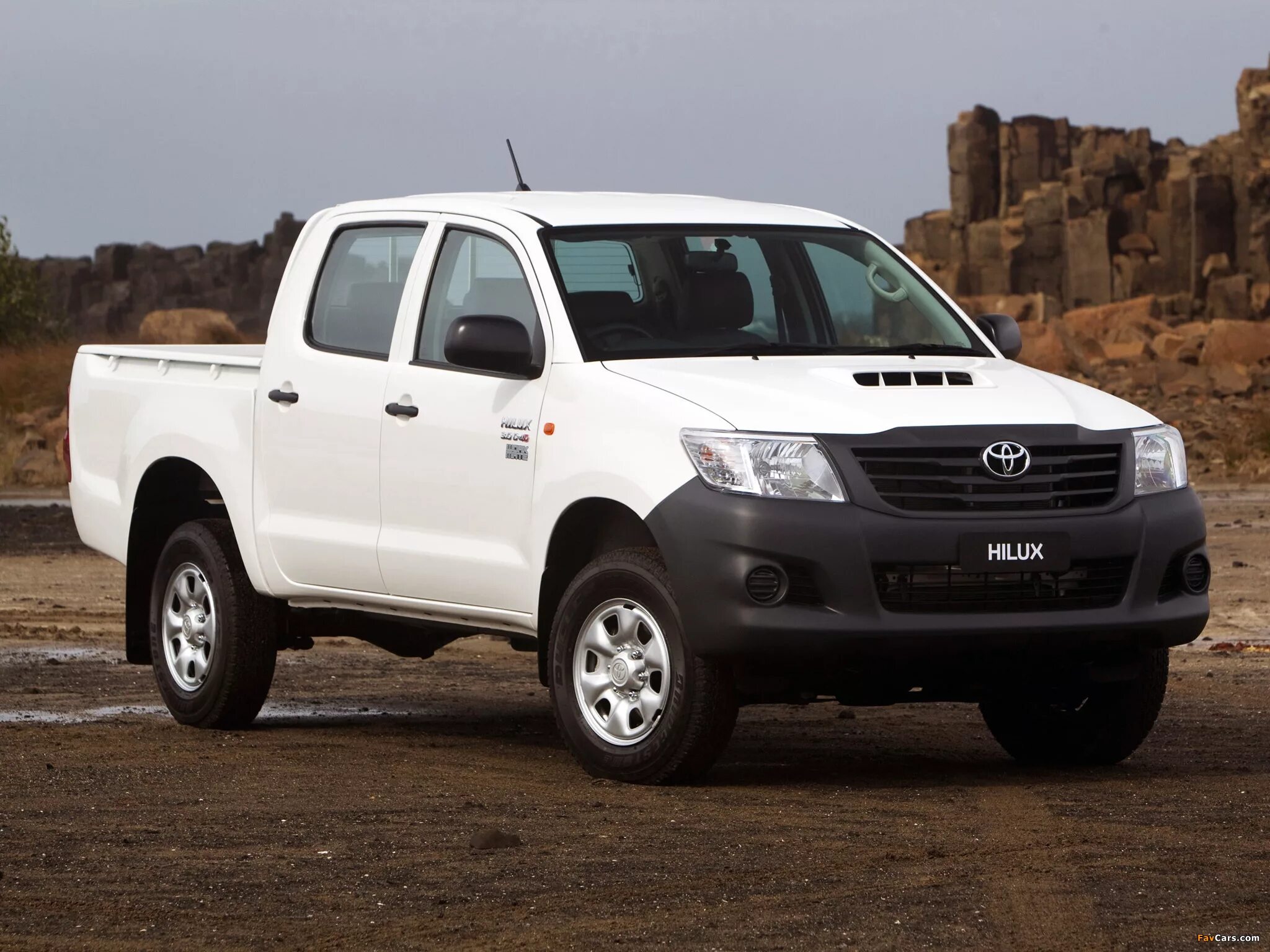 Тойота хайлюкс 2012 цена. Toyota Hilux. Toyota Hilux 4×4. Toyota Hilux Double Cab. Toyota Hilux 2011.