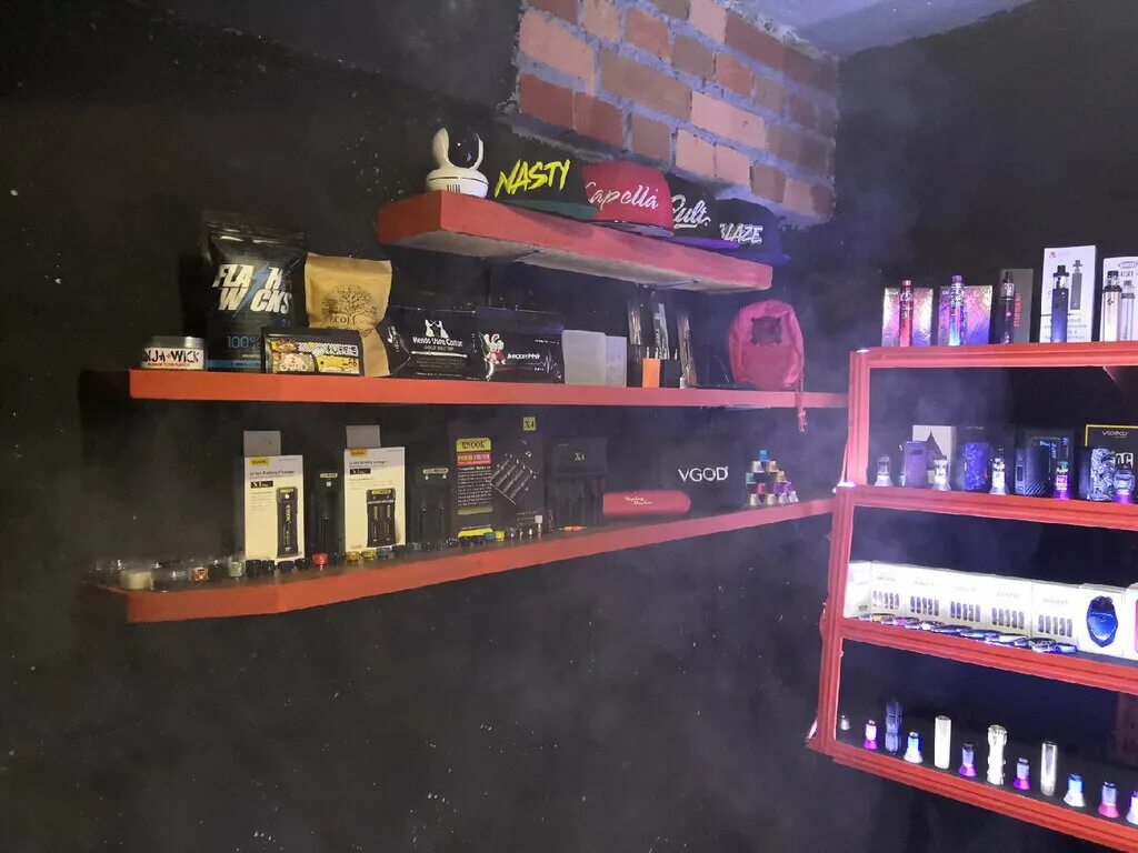 El cigi березовский. Вейп шоп дзержинского. Парабар вейп шоп. El cigi екатеринбург. Вейп магазин екатеринбург.