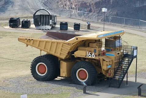 Mine truck