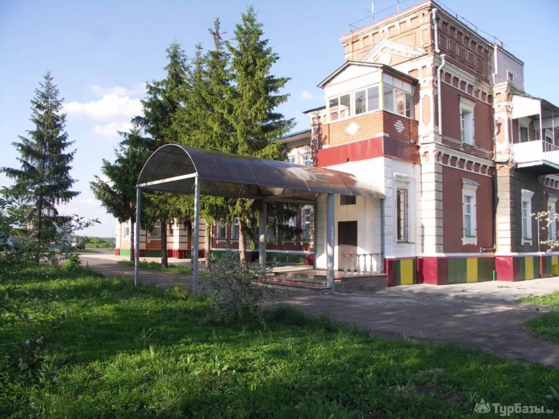 Альда отель. Голубицкая радужная гостиница. Инжавино гостиница. Инжавино база отдыха. Карандеевка барский дом.