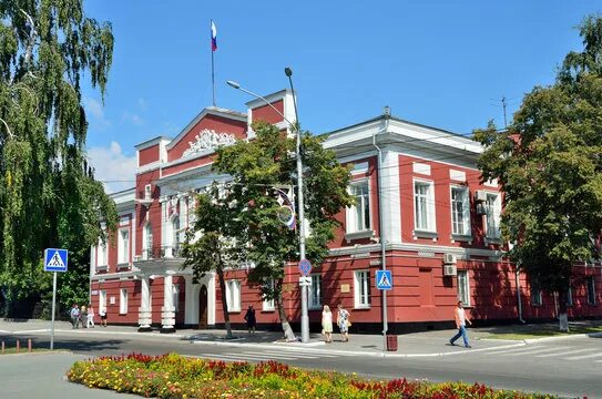 Новость: Барнаул начал готовиться к Новому году: как украсят город и где установ