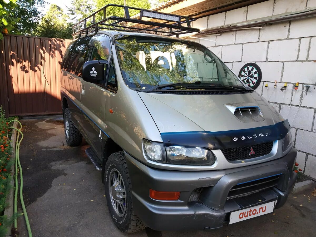 Делику купить митсубиси в россии бу. Мицубиси Делика 1998 2.8. Mitsubishi Delica 4wd. Mitsubishi Delica 2.8. Mitsubishi Delica 1998 2.8 дизель.