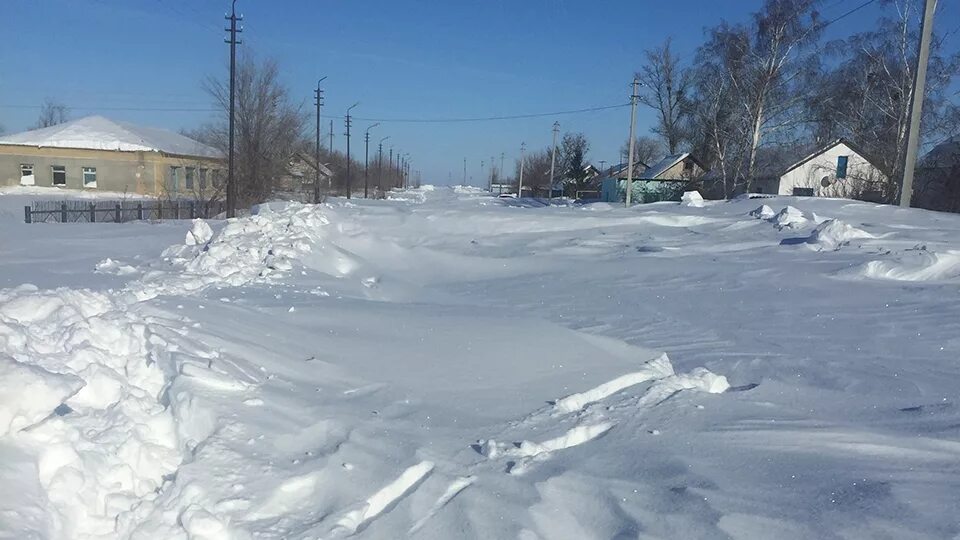 Погода жадовка саратовская область дергачевский район. Село Жадовка Саратовская область Дергачевский район. Село Васильевка Дергачевский район. Поселок Мирный Дергачевский район. Красноозёрный дергачёвского района Саратовской области поселок.